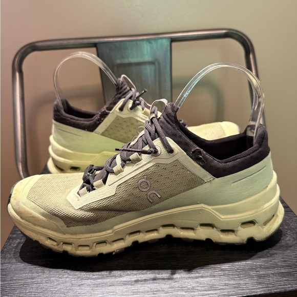 On Cloudultra Women's Athletic Shoes - Green and Black W 7.5 - Picture 3 of 11